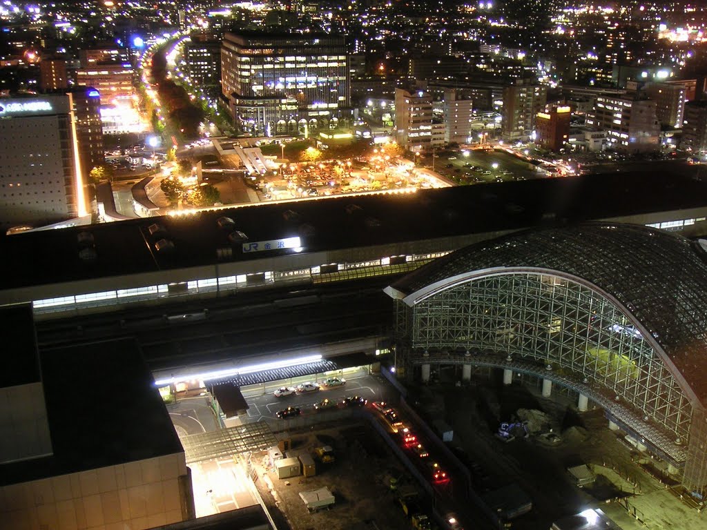 2003.10金沢駅夜景, Каназава