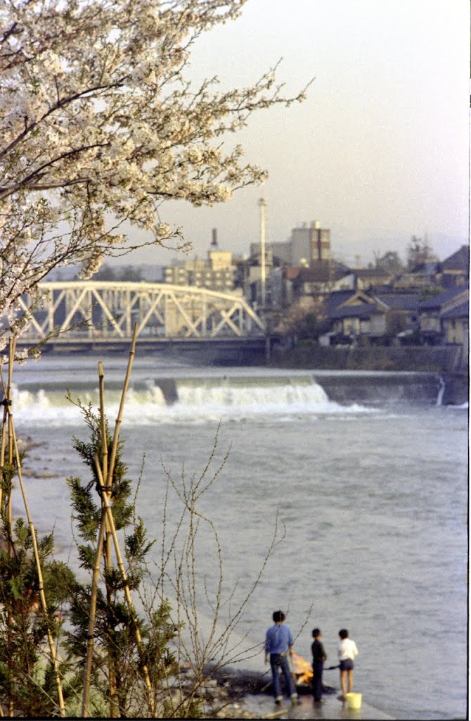 1975.04 犀川大橋, Каназава