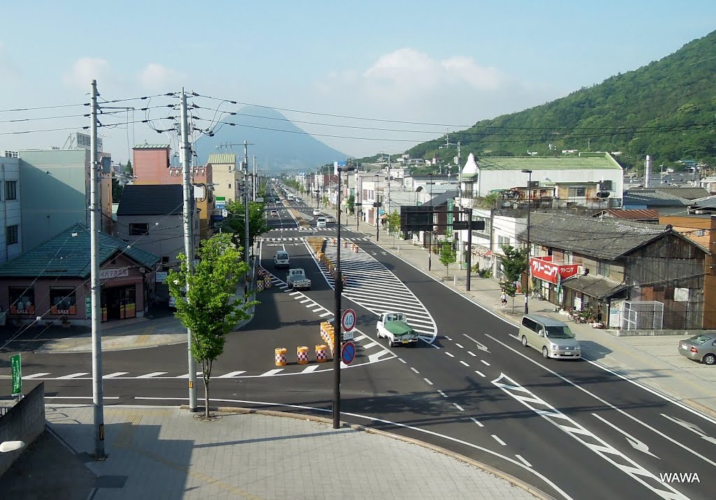 Mt.Sanuki-Fuji, 県道19号線の向こうに飯野山（讃岐富士のひとつ）, Сакаиде