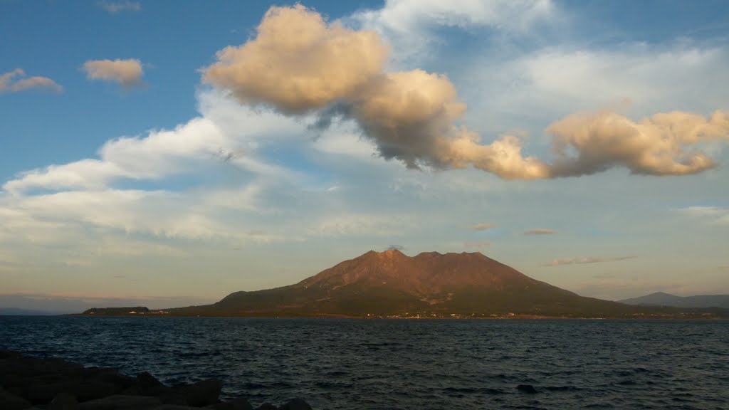Kinko-wan Bay and Sakurajima Volcano complete with typhoon tail, Kagoshima, Кагошима