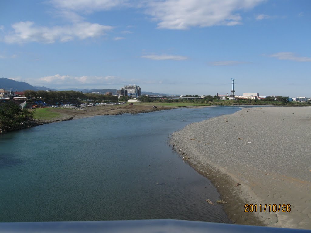 相模川（あゆみ橋より）, Ацуги