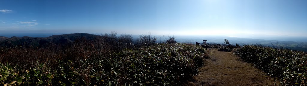 吹越烏帽子山頂から南側の太平洋とむつ湾を望む, Йокогама