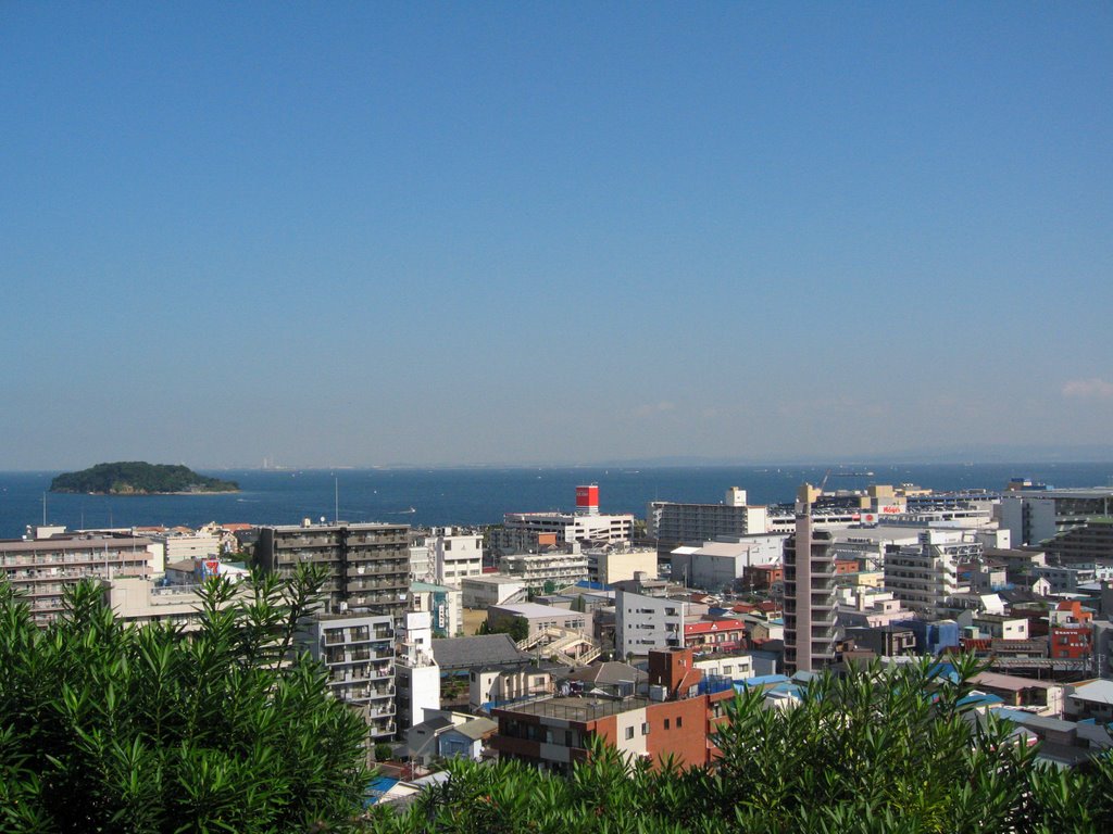 Yokosuka city view from Central Park, Йокосука