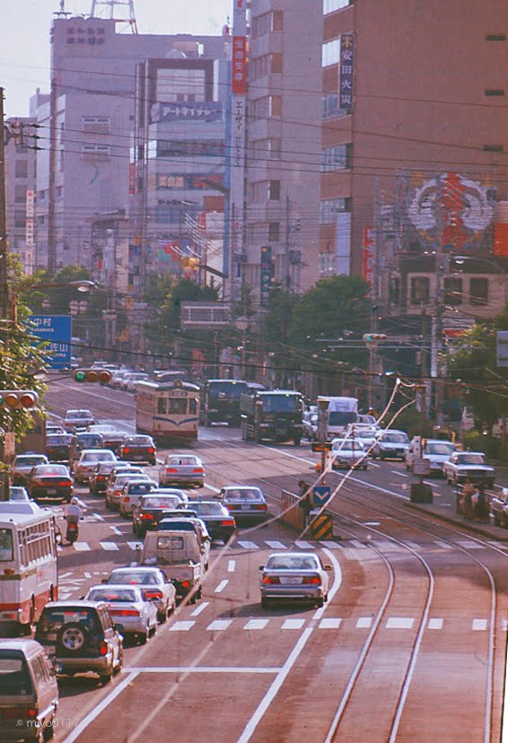 Street view of Kochi city main street 1991?, Кочи