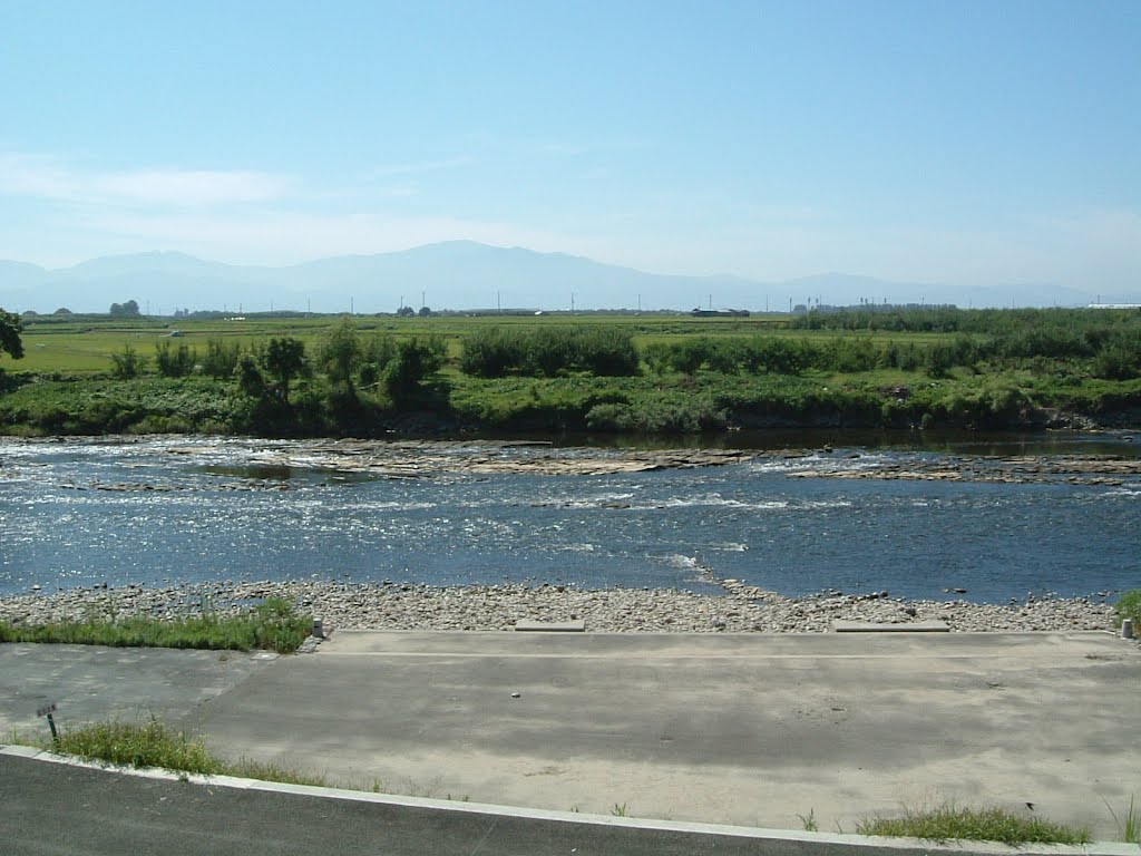 Mogami River, Исахая