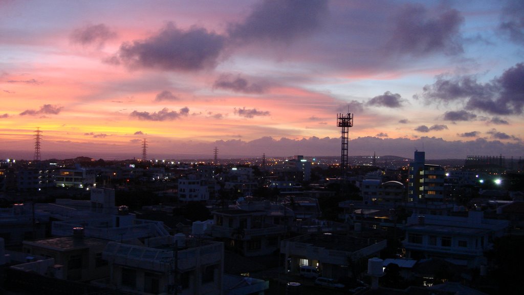 Sun setting on The East China Sea seen from Okinawa City, Ишигаки