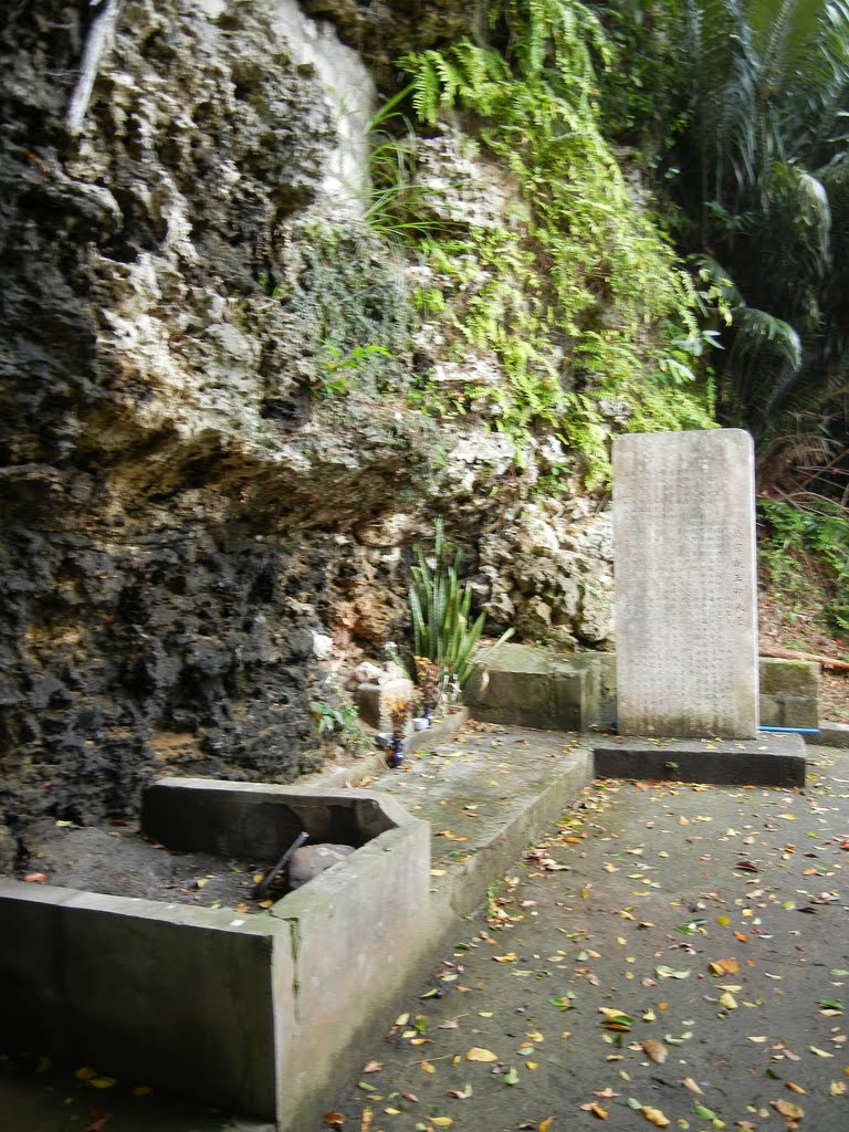Tomb of King Shosen-i, Ишигаки
