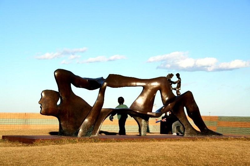 Port park in Ito (modern art), Ито