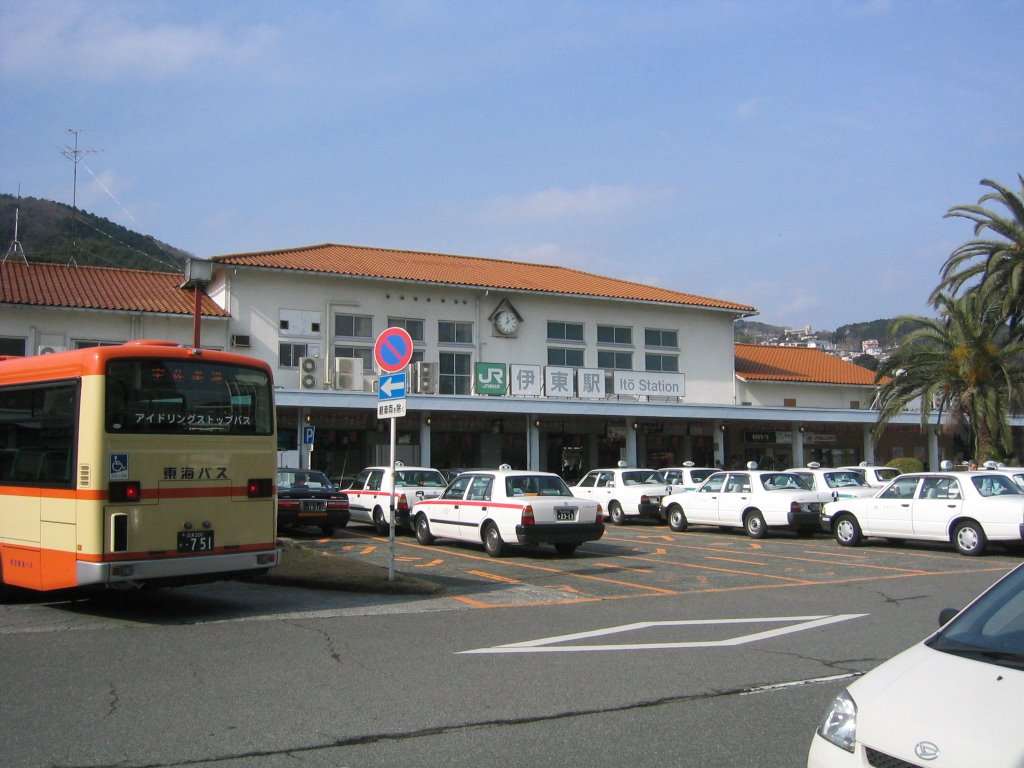 JR伊東駅, Ито