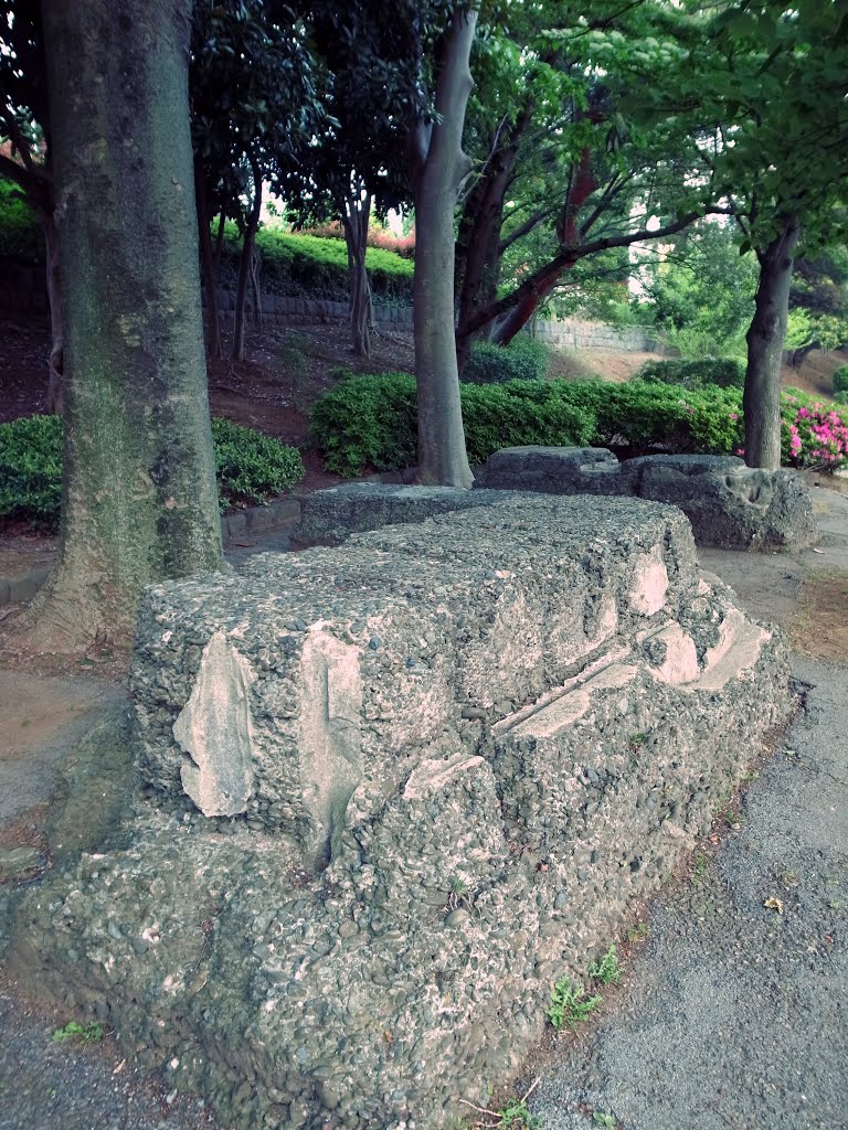 Remains of Railroad Regiment, Chiba Park 千葉公園 鉄道第一連隊 ウインチ跡, Ичикава
