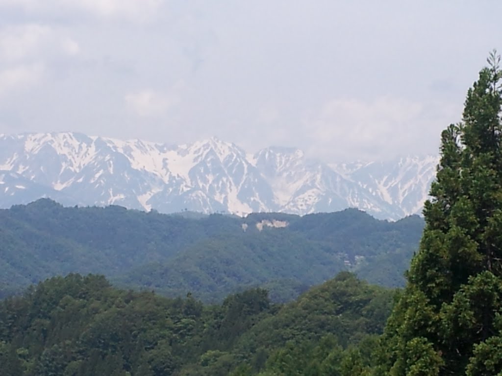 白馬岳と大雪渓　信州小川村, Ашибецу