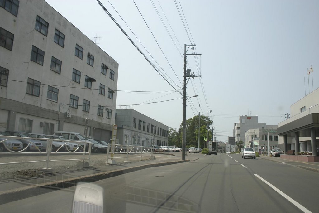 北６条通り、北見赤十字病院の正面側, Китами