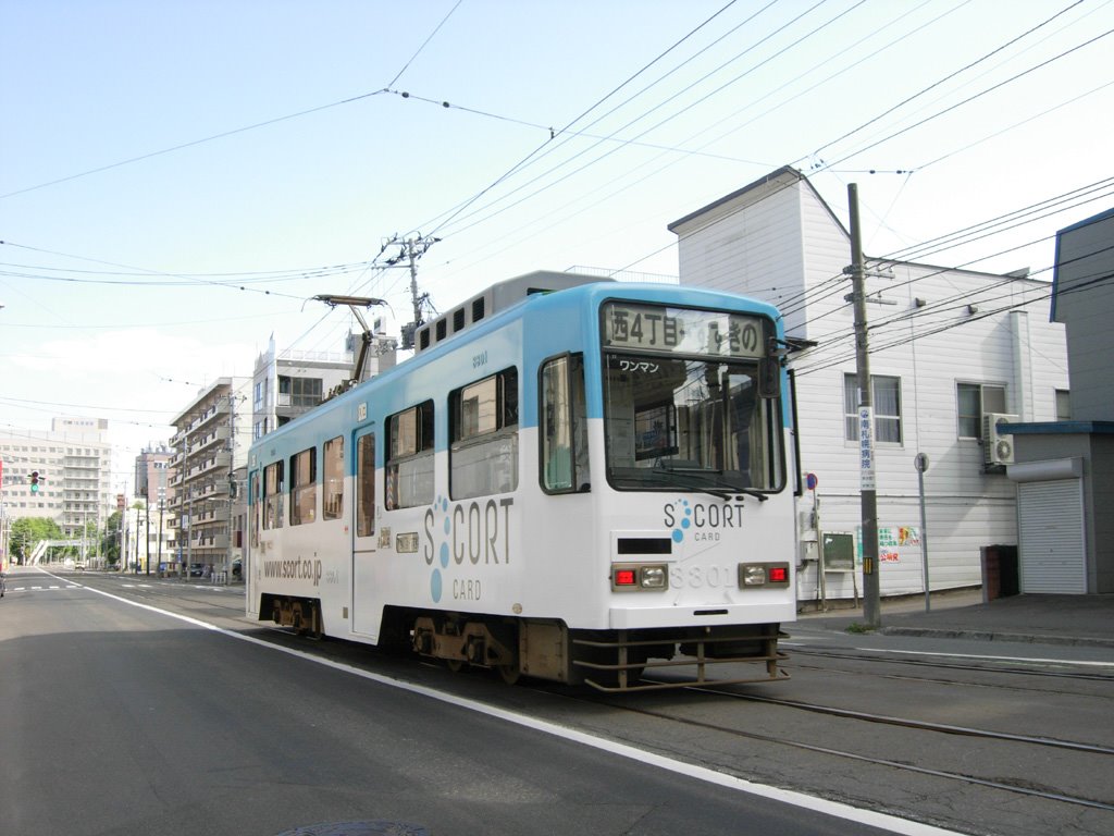 Sapporo city tram,near Nishi-sen 6 jo station　札幌市電（西線６条停付近）, Саппоро