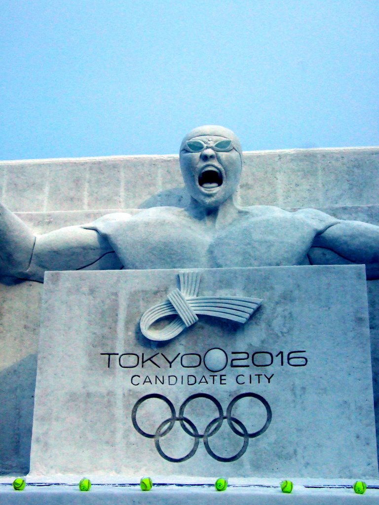 Tokyo Olympics Snow Sculpture, Саппоро