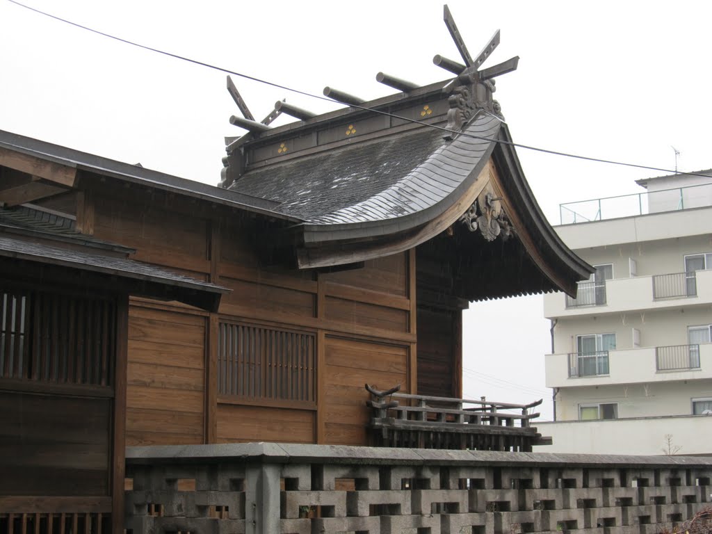 六日町熊野神社御本殿、Honden of Kumano-jinja shrine, Тсучиура