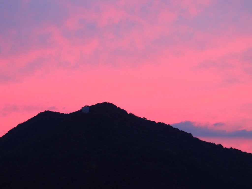 姫山の夕焼け, Онода