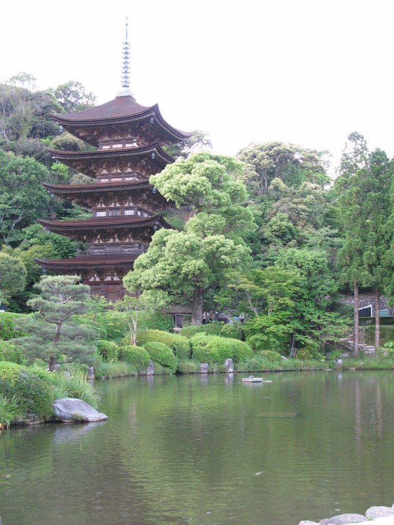 瑠璃光寺の五重塔, Токуиама