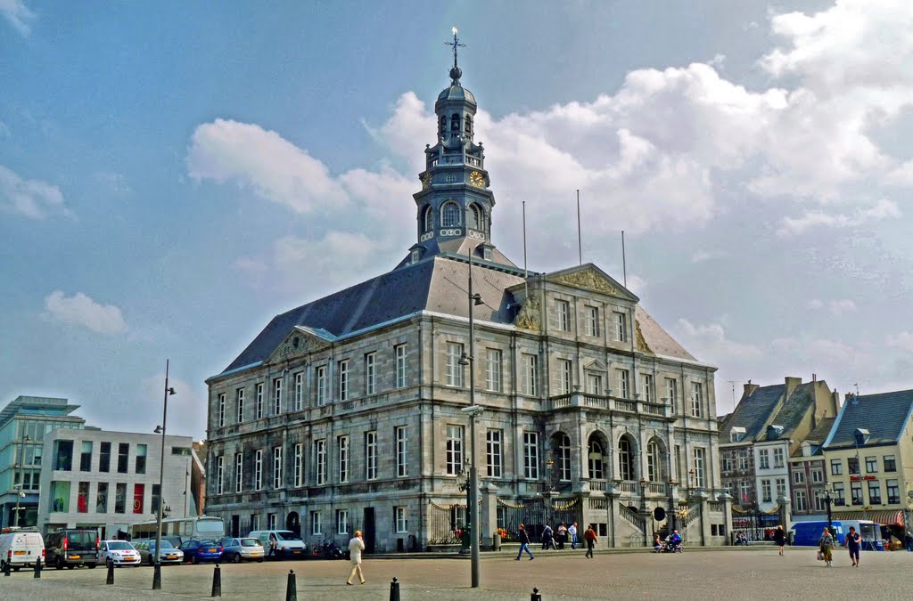 The town hall, Маастрихт