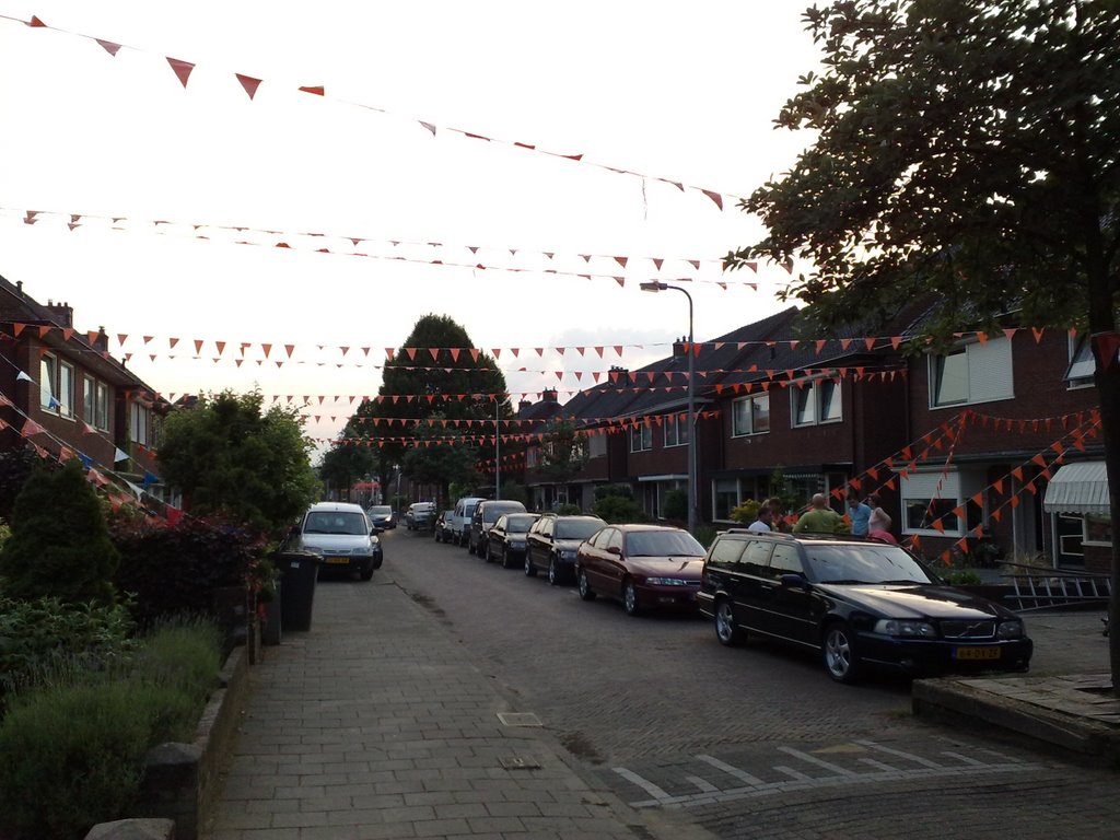 Oranjegekte Rudolfstraat, Хенгело
