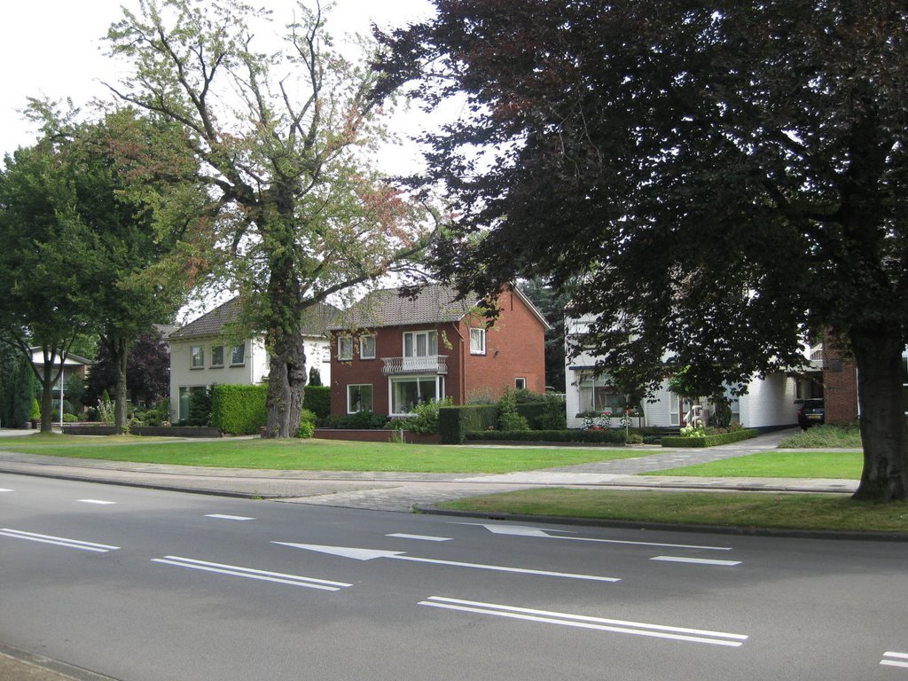 Phố và nhà ở Hengelo - Street and Houses in Hengelo, Хенгело