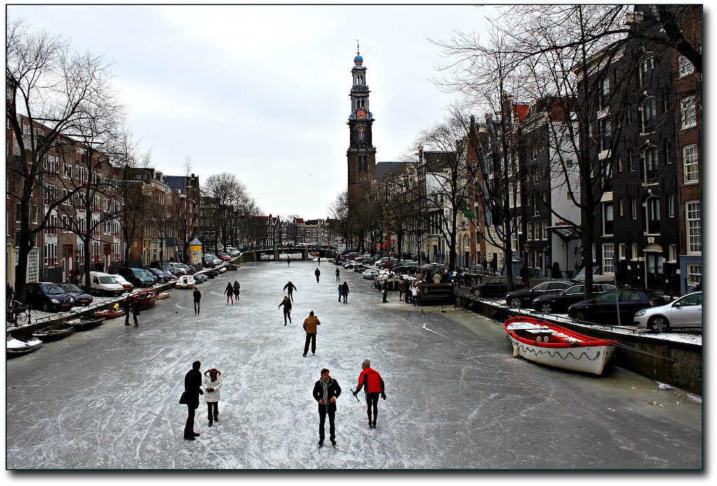 Winter in Amsterdam with "Westerkerk" and "Prinsengracht", Амстердам