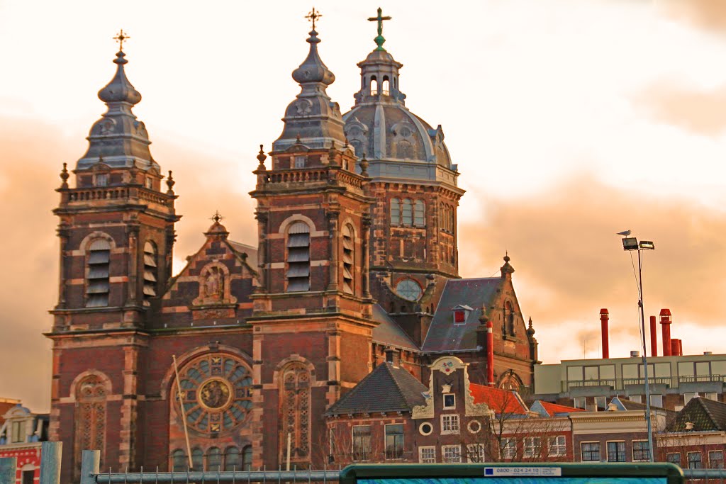 Amsterdam St. Nicolaaskerk, Амстердам