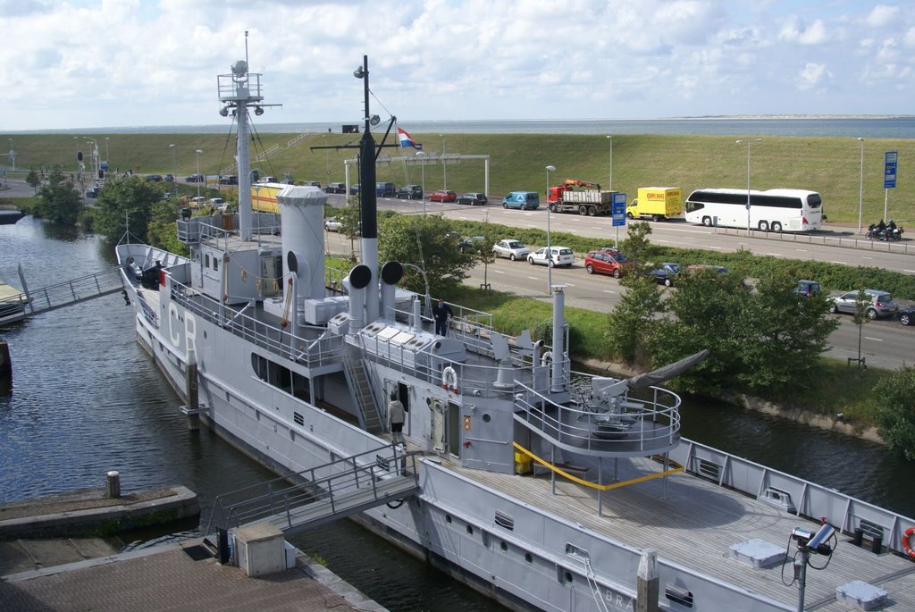 Den Helder - Marinemuseum - View WNW from Submarine on HNLMS Abraham Crijnsen, Ден-Хельдер
