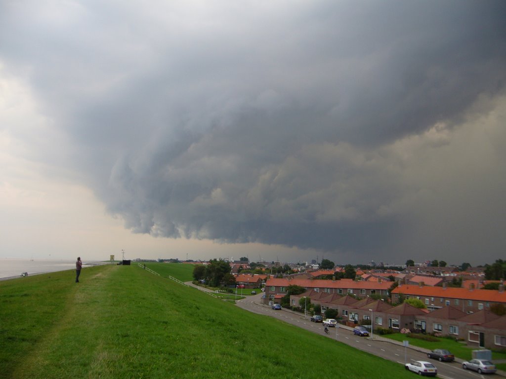 thunderstorm over Den Helder, Ден-Хельдер