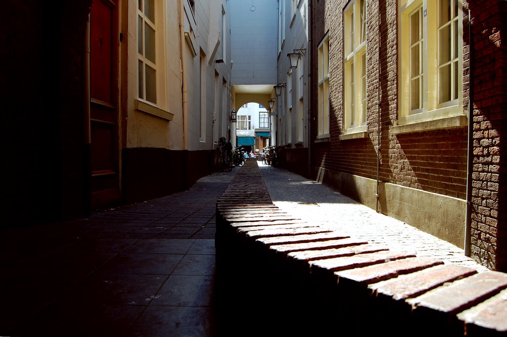 Small alley near the Grote Markt in Breda, Netherlands, Бреда