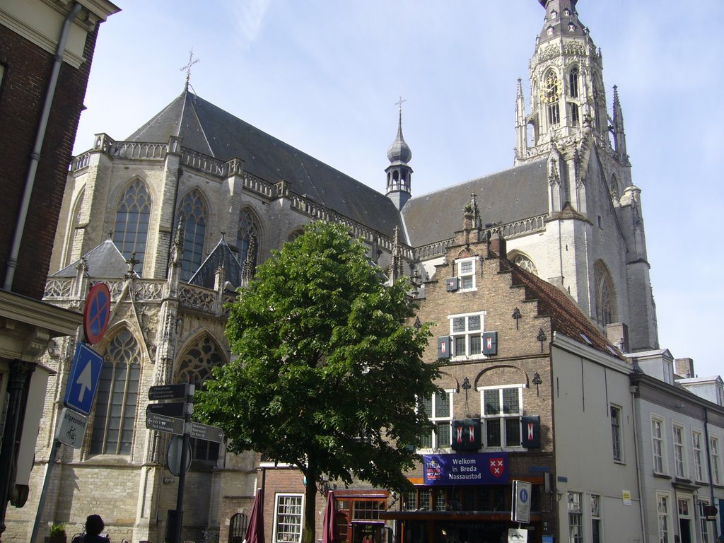 Grote of Onze Lieve Vrouwe Kerk, Бреда