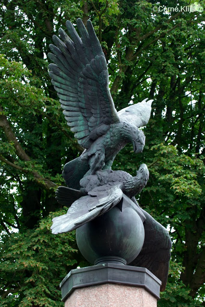 Monument als dank aan de Polen die Breda bevrijde van de Duitse bezetters, Бреда