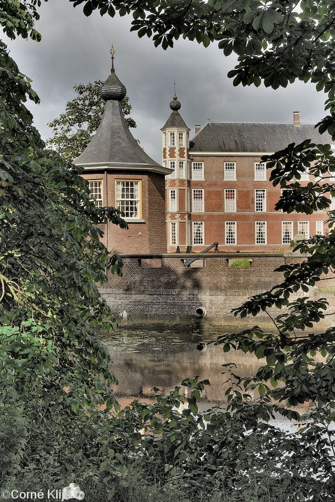 Het kasteel van Breda gezien vanuit het Valkenberg, Бреда