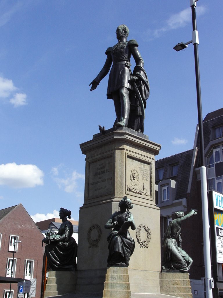 Statue of King William II - Heuvel - Tilburg NL, Тилбург