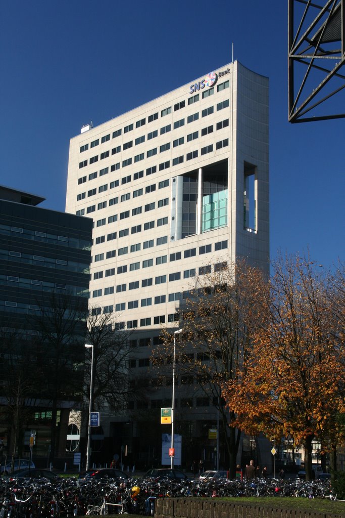 Hojel City Center and SNS-bank HQ; Jaarbeursplein-Utrecht, Амерсфоорт