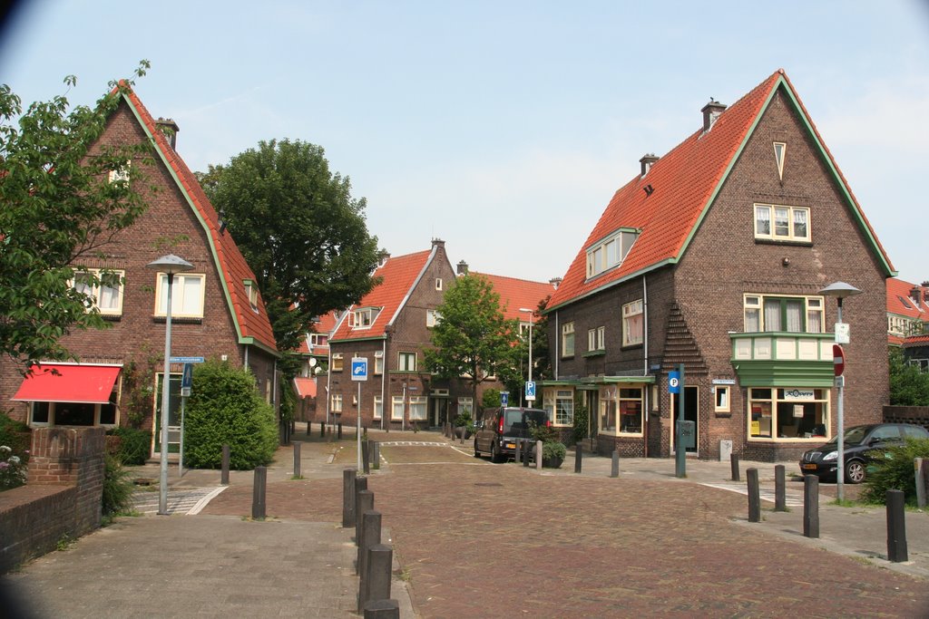 Willem Arntszkade hoek Melis Stokestraat; Tuinwijk-Oost, Амерсфоорт