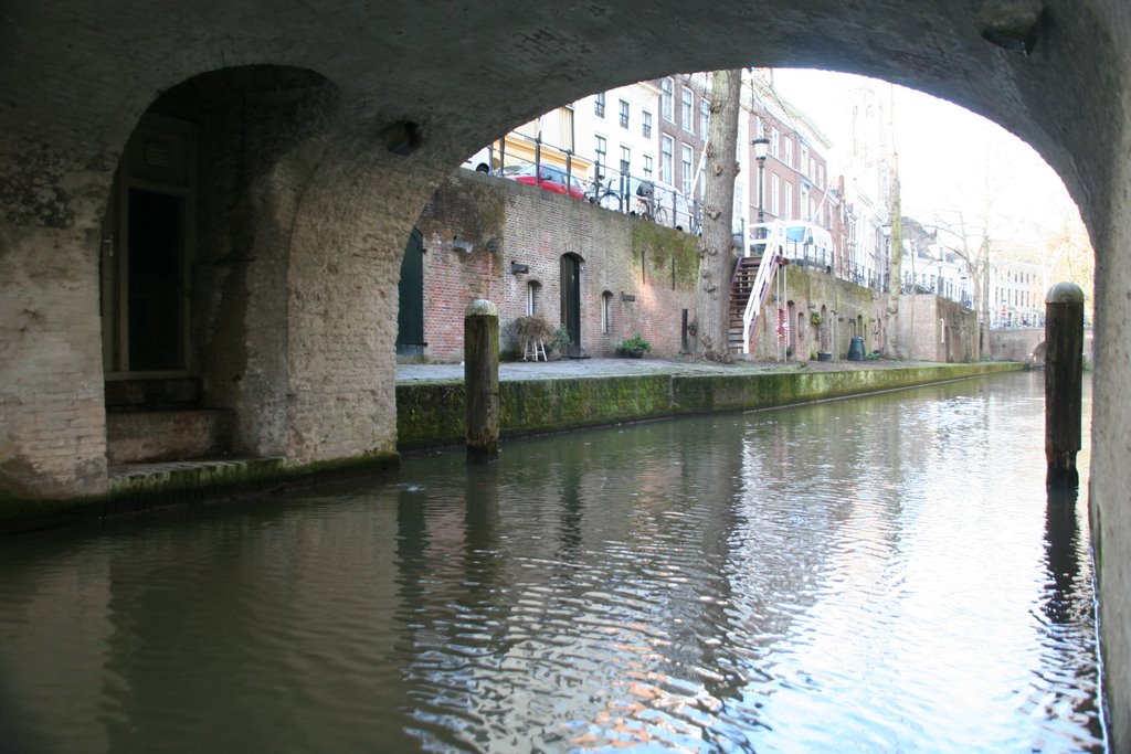 Glimpse of a tower underneath Brigitten bridge, Utrecht, Амерсфоорт