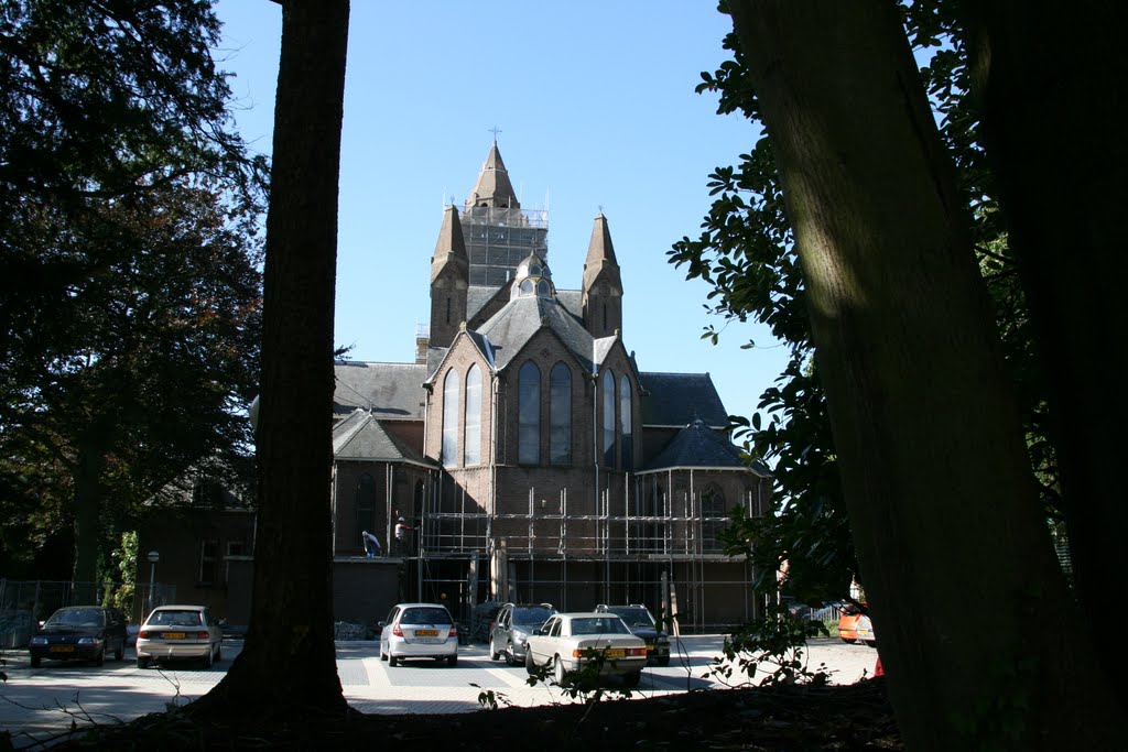 St Josephkerk vanuit de Tulpstraat, Zeist., Зейст