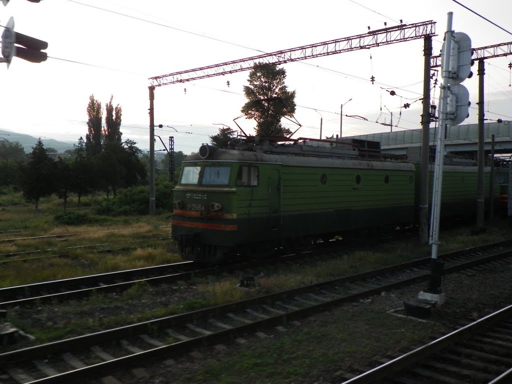 Two VL11M locomotives at Gori train station, Гори