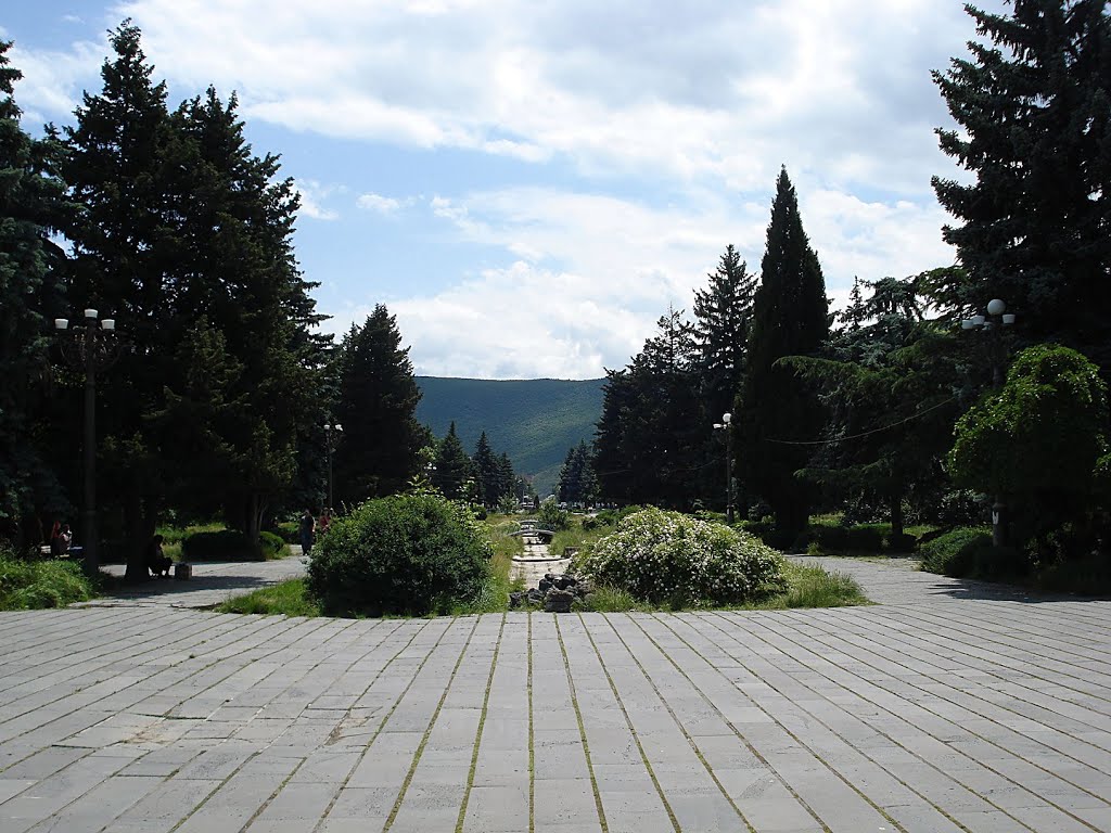 Stalin Museum - Gardens, Гори