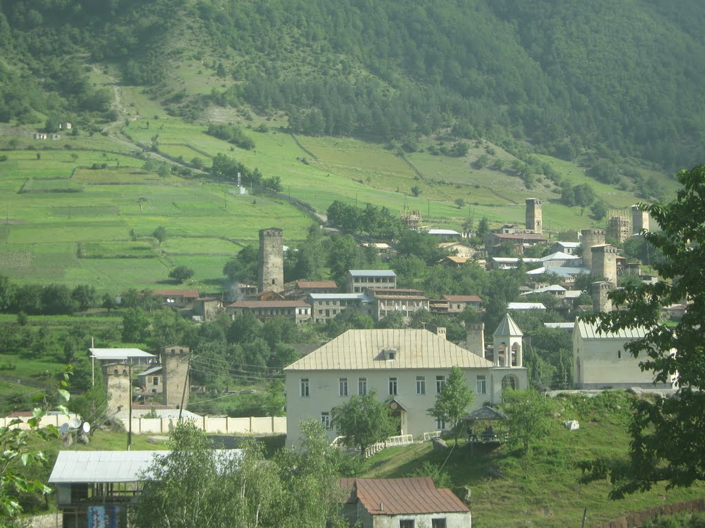 მესტია/Mestia town. Svaneti region, Georgia, Местиа