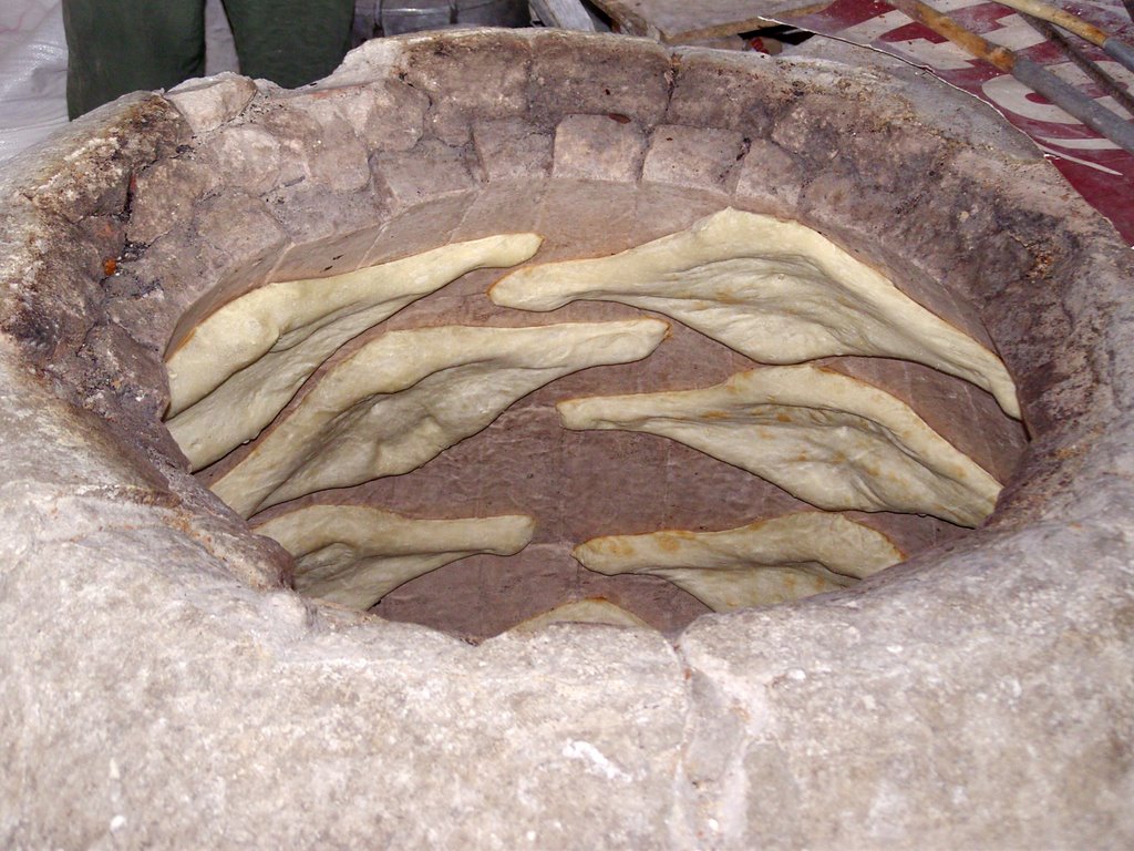 ქართული თონე/ Traditional Georgian bread bakery, Тбилиси