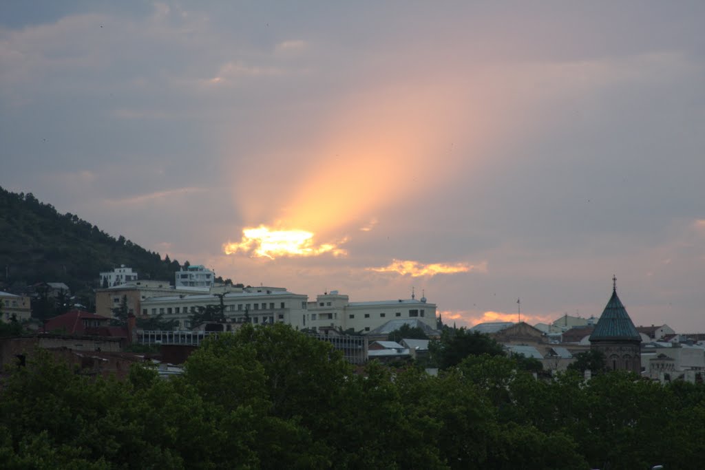 Burst in the Sky, Тбилиси