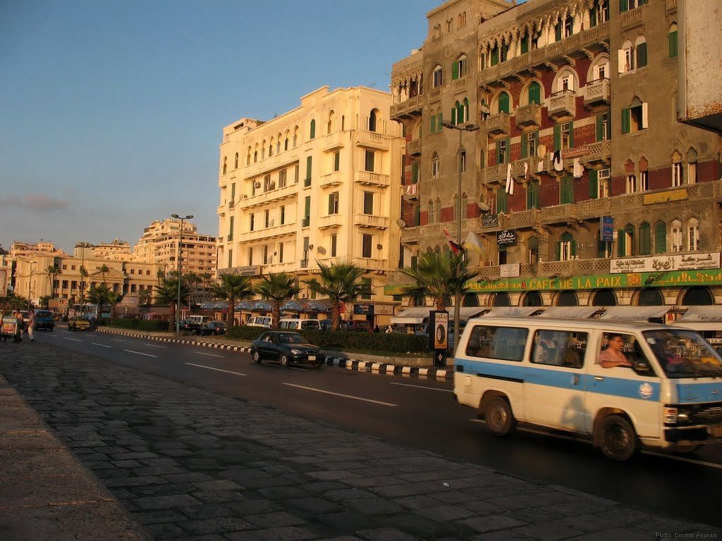 the famous Cafe de la Paix  in coastal road, Александрия