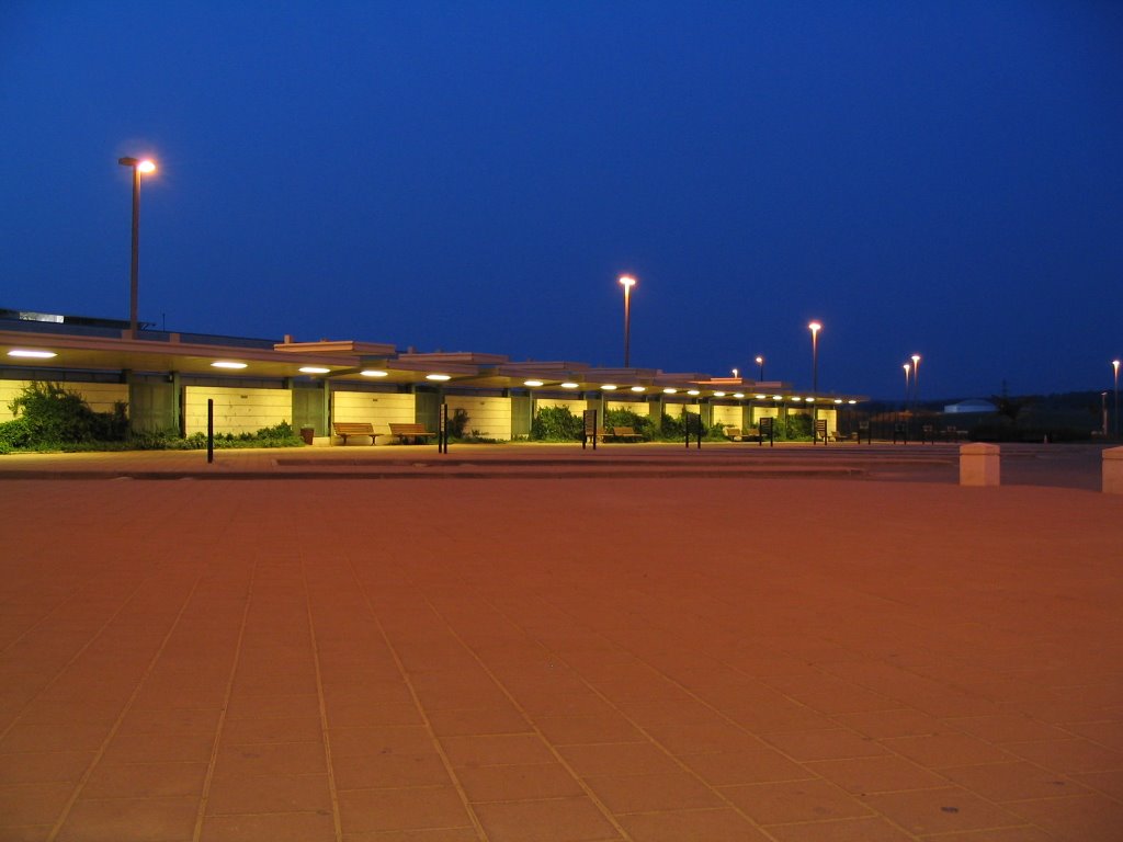 Intel FAB18 facility, bus parking at evening., Кирьят-Гат