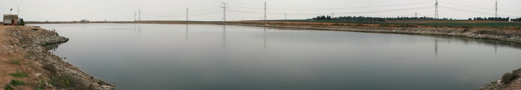 Kibbuts Gat - Reservoir Panorama, Кирьят-Гат