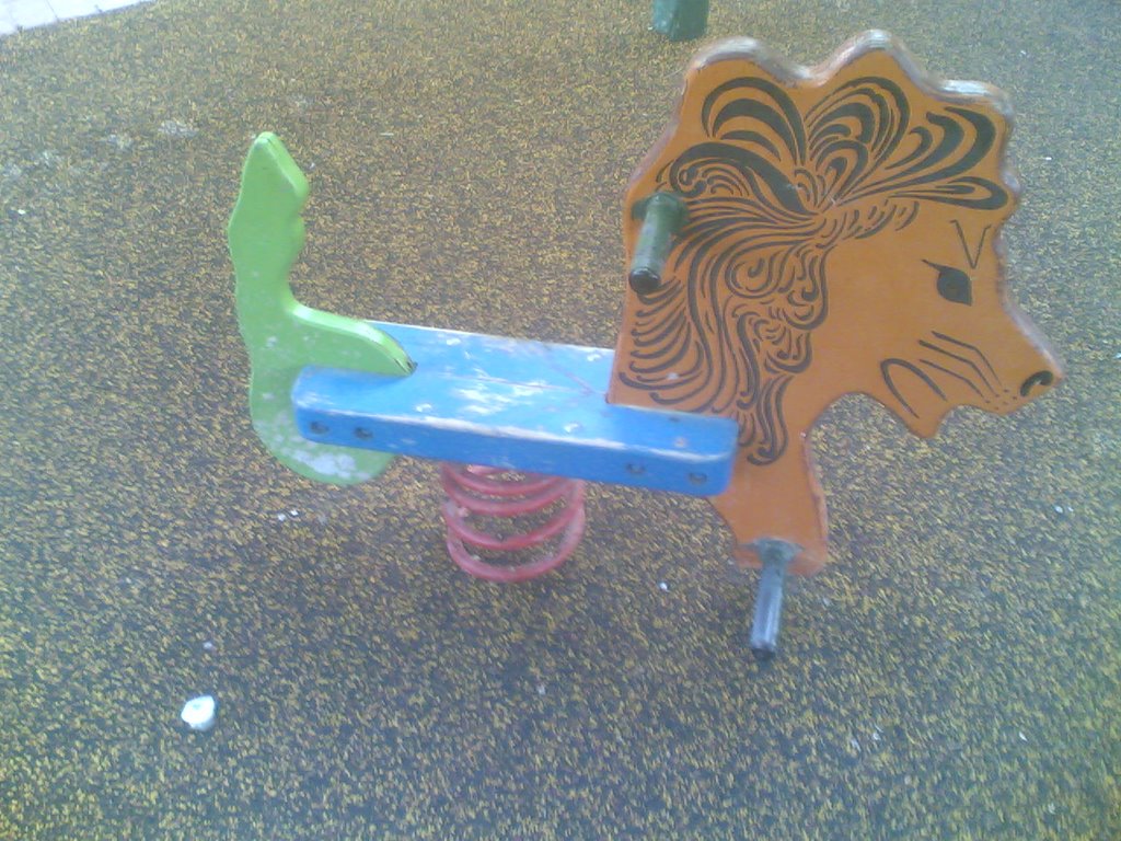 condoms and broken glass in one of Raananas playgrounds, Раанана
