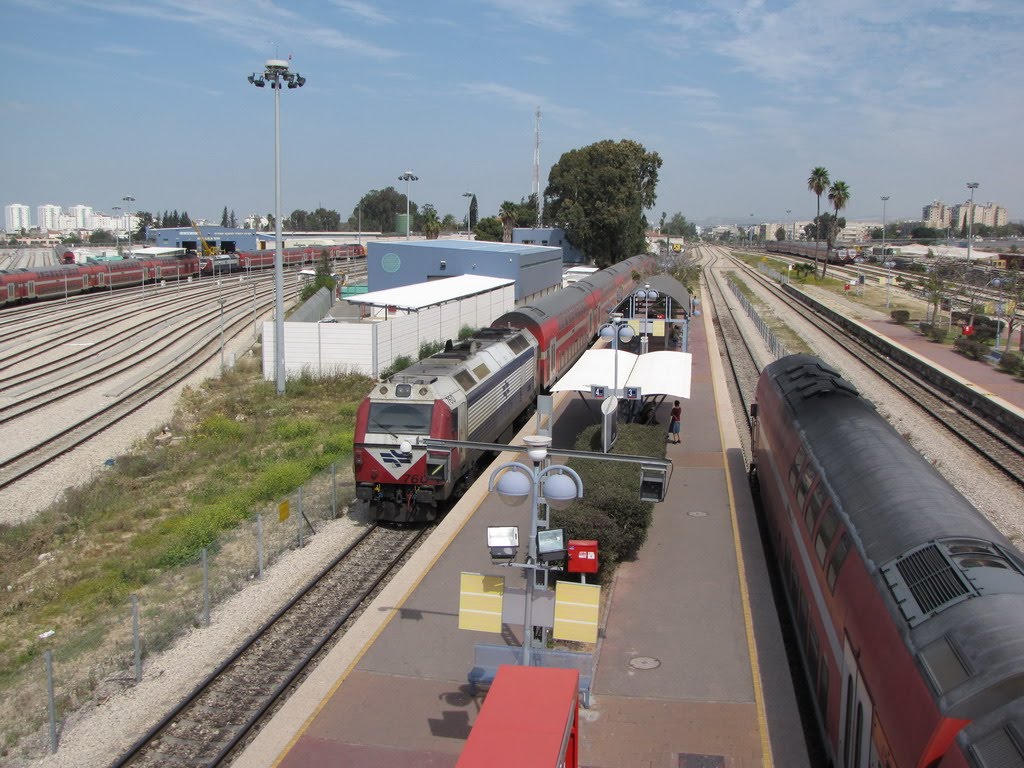 LOD train station, railway station, ISRAEL, Рамла