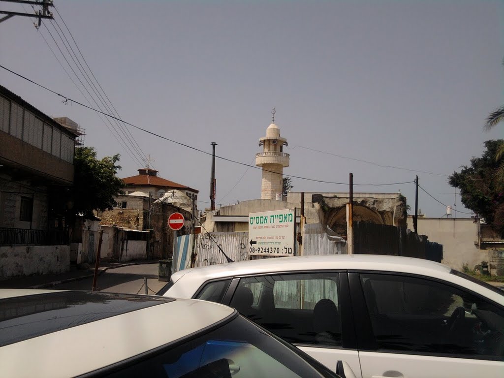 Mesquitas e Iglesia amontonadas en la Ciudad Antigua _Ramla-ISRAEL, Рамла