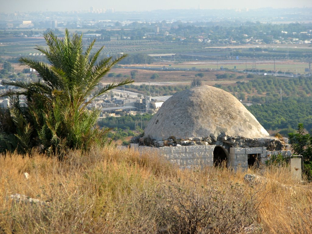 An Arab Tomb, Рош-ха-Аин