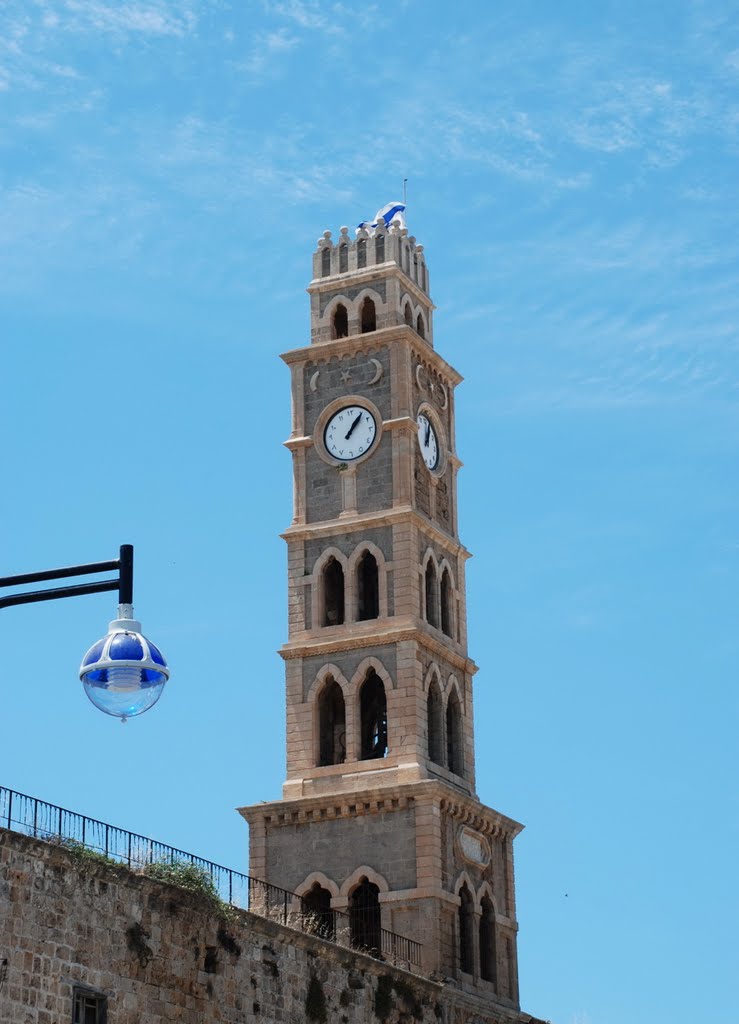 Clocktower of Khan al-Umdan in the old city of Acre  -  מגדל השעון של חאן אל-עומדאן בעכו העתיקה, Акко (порт)